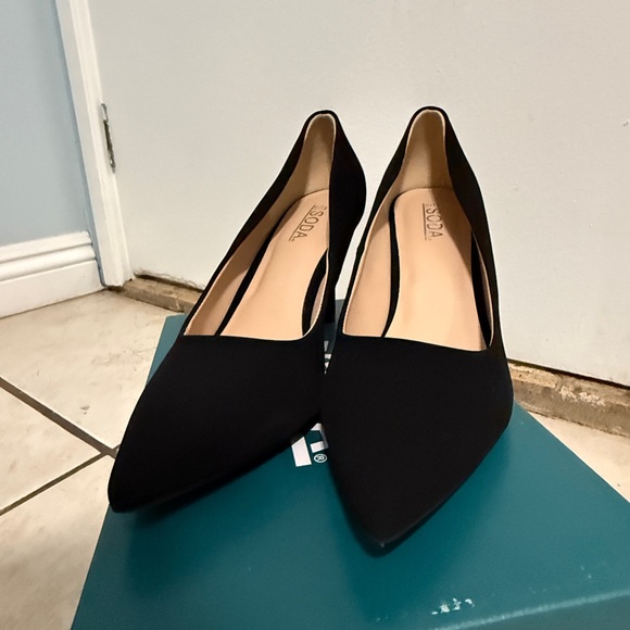 High Heels - Picture 2 of 3